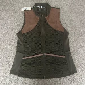 Kevin’s Huntress Shooting Vest